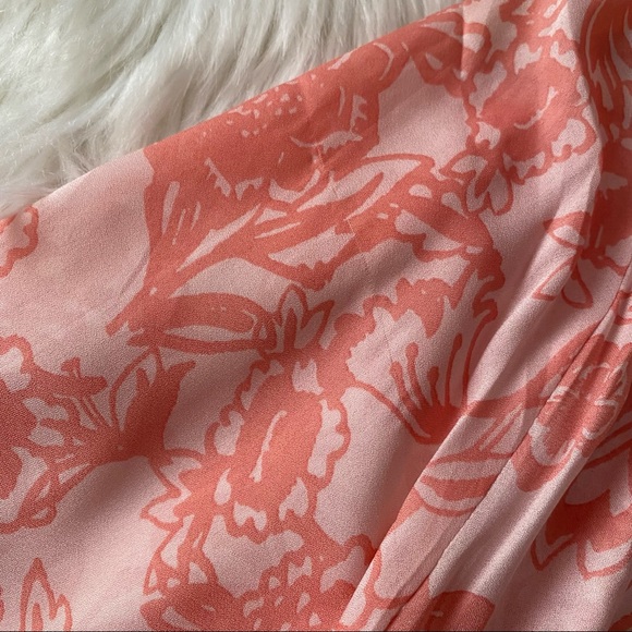 LOFT • Silky Pink and White Blouse - Picture 7 of 8